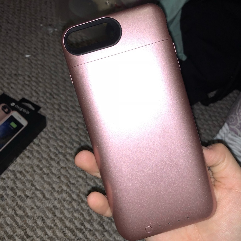 MOPHIE JUICE PACK AIR CASE (any iphone plus)